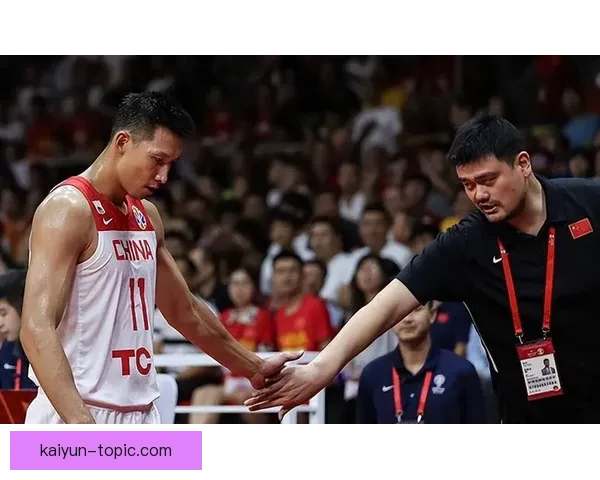 中国男篮逆转夺冠创历史新篇章球迷沸腾全城欢庆见证荣耀时刻再临 中国男篮逆转夺冠创历史新篇章球迷沸腾全城欢庆见证荣耀时刻再临