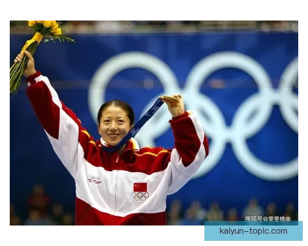 国家队绝杀逆转夺冠创历史新篇章球迷沸腾见证荣耀时刻全国共庆祝 国家队绝杀逆转夺冠创历史新篇章球迷沸腾见证荣耀时刻全国共庆祝