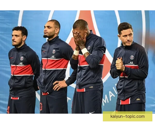 国际足坛巨星转会风云再起多队角逐引发关注