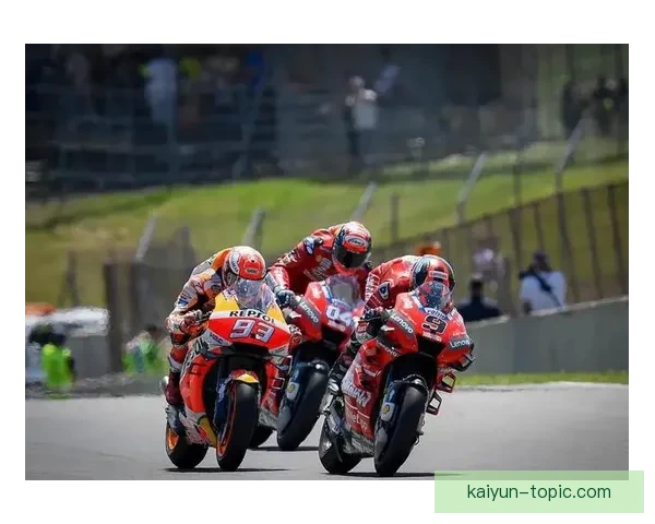 摩托GP最新战报：冠军争夺激烈赛季精彩瞬间回顾