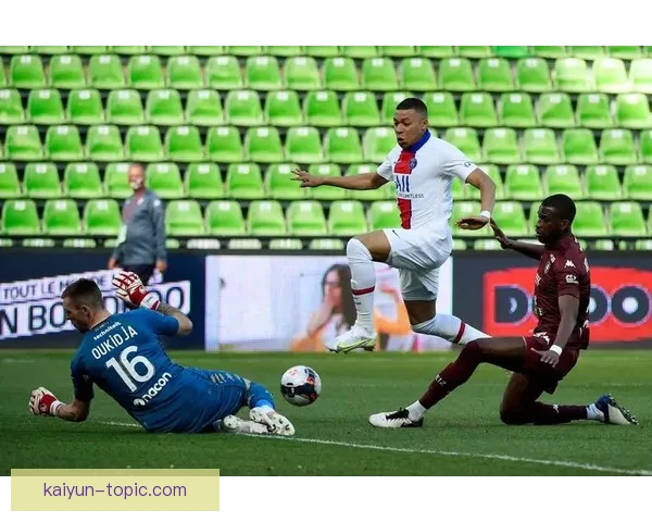 梅斯俱乐部：探索法国足球的历史与发展，走进一支传奇球队的辉煌与挑战