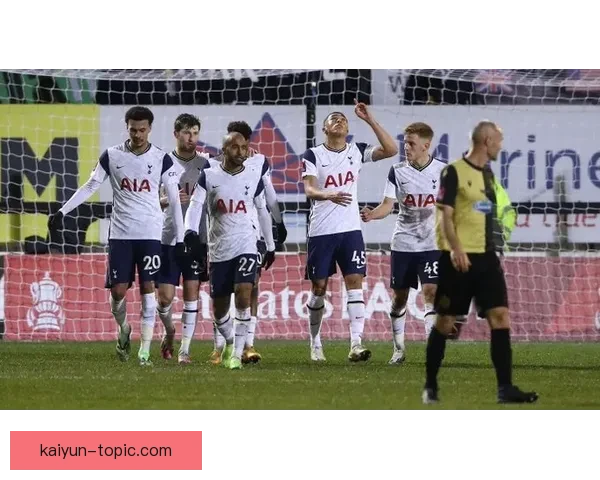 欧洲足球转会市场火热开启 多家豪门抢购新星球员